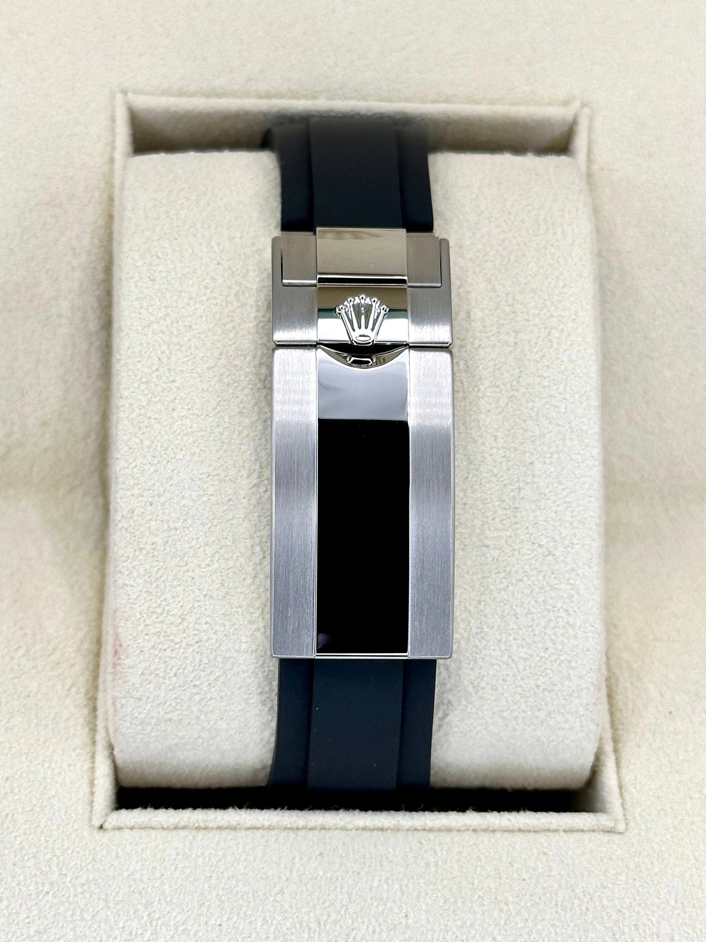 Rolex Yacht-Master 42 226659 White Gold
