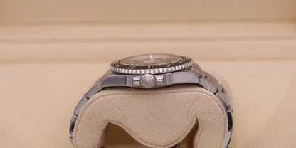 ROLEX SUBMARINER DATE 41 126610