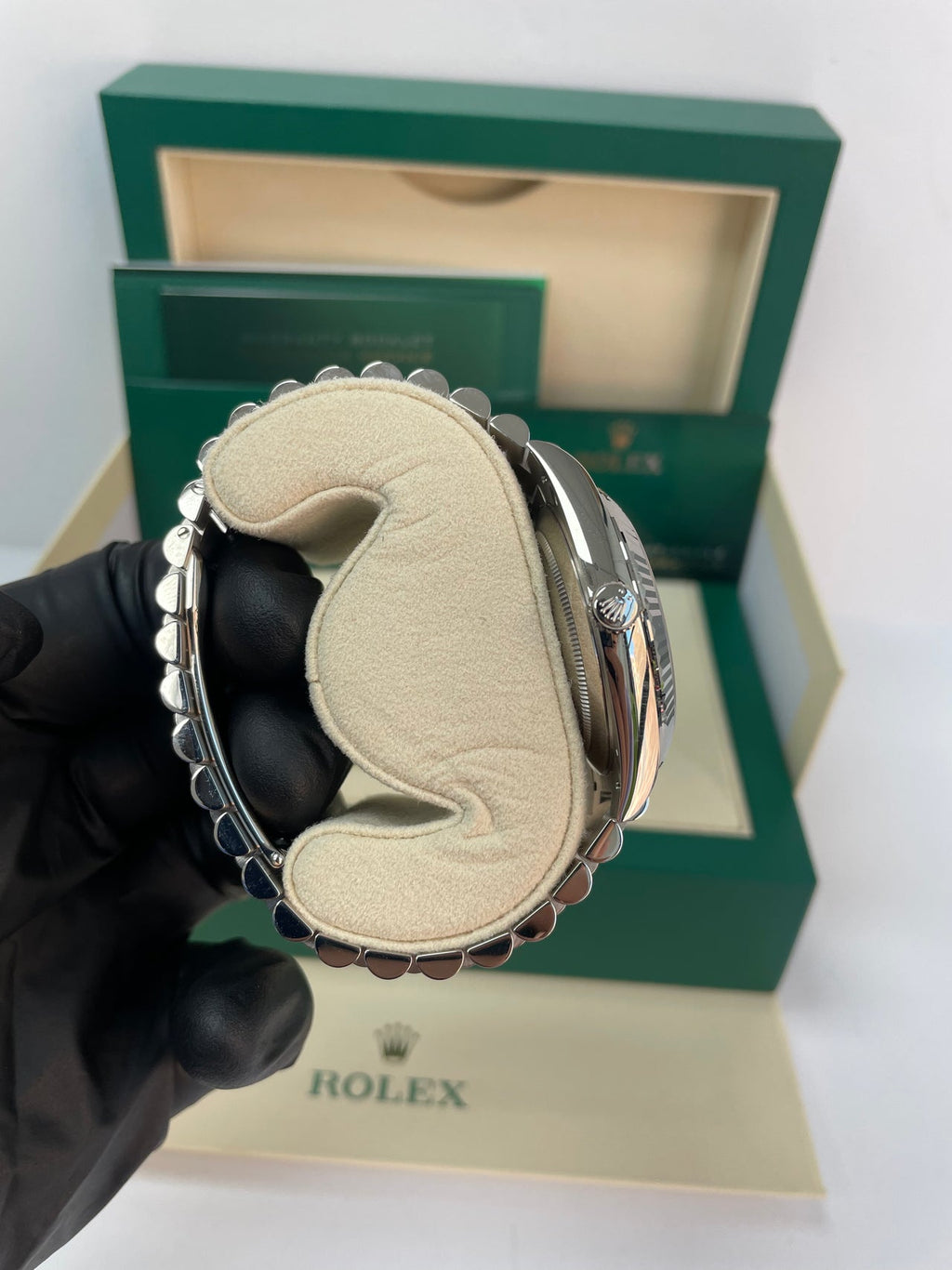 Rolex Day-Date white 40mm