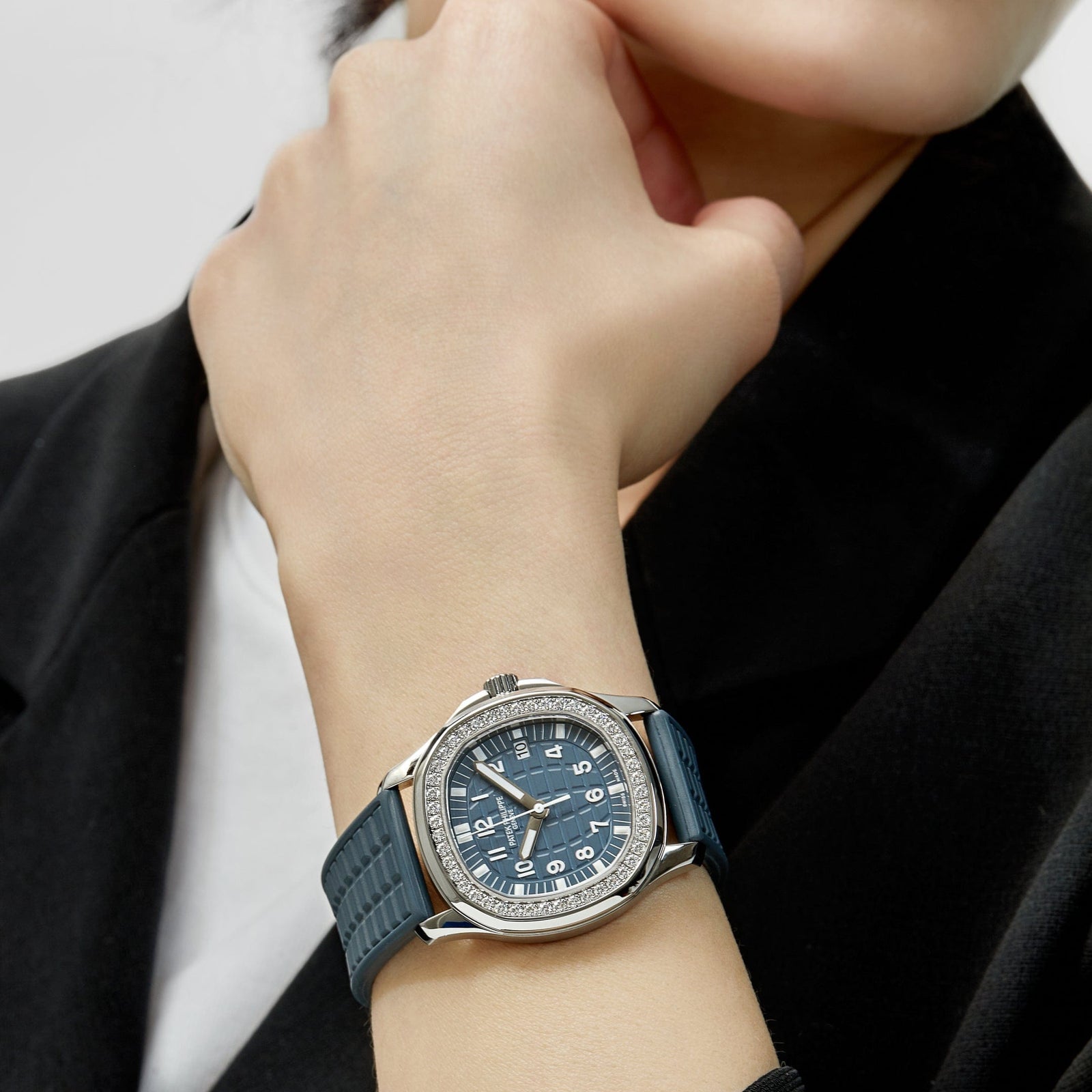 Patek Philippe Aquanaut Luce 5067A-022 Ladies
