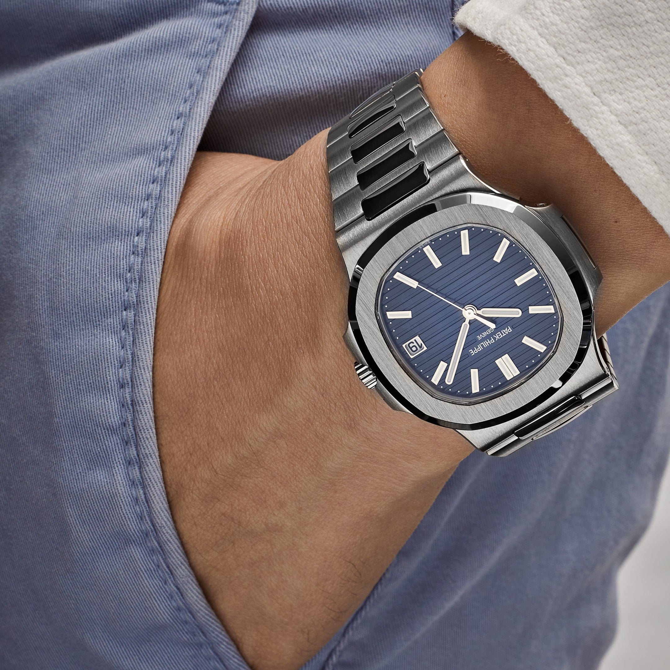 Patek Philippe 40mm 5711/1A-010 Nautilus