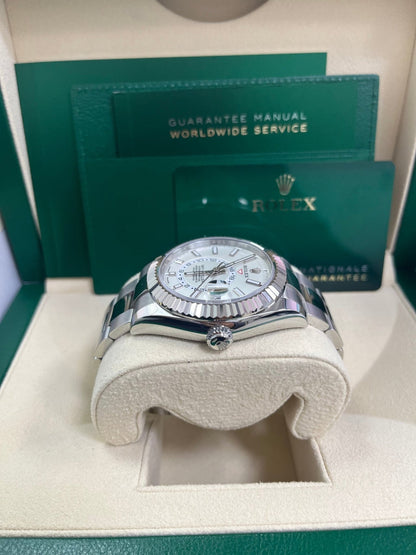 Sky Dweller Blanc Oyster